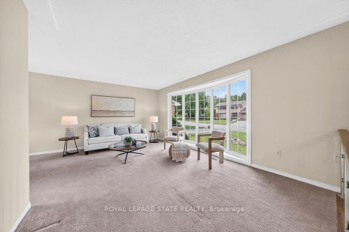 7 Elizabeth Court, Hamilton, ON - Indoor