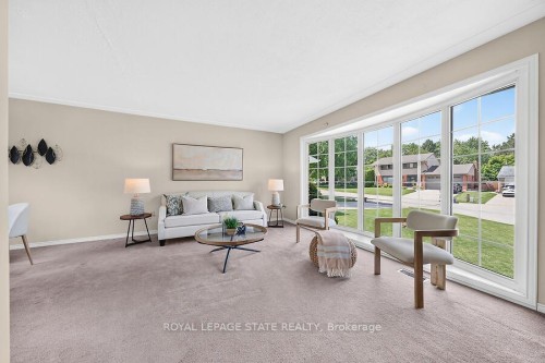 7 Elizabeth Court, Hamilton, ON - Indoor