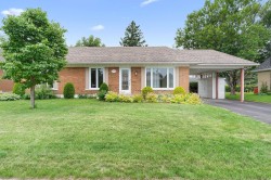 1304 Rue des Patriotes  L'Ancienne-Lorette, QC G2E 3W8