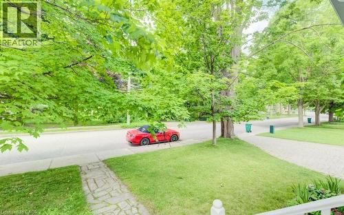 6 Tweed Street, Waterloo, ON - Outdoor