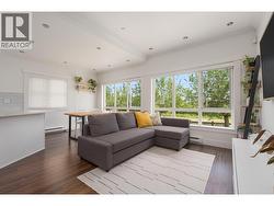 1 13028 NO. 2 ROAD  Richmond, BC V7E 6S4
