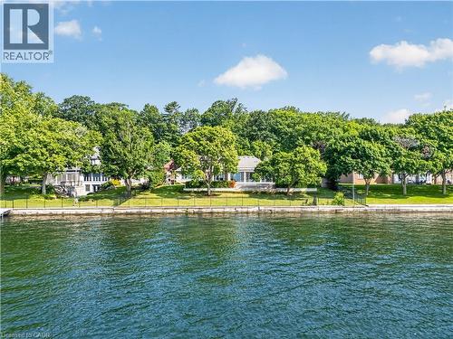 90 Oaklands Park Court, Burlington, ON - Outdoor With Body Of Water With View