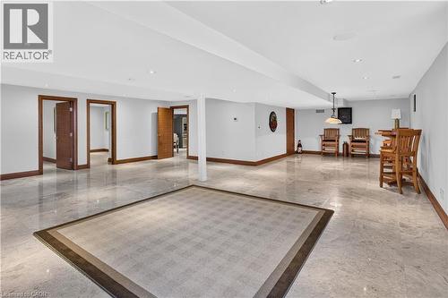 90 Oaklands Park Court, Burlington, ON - Indoor Photo Showing Other Room