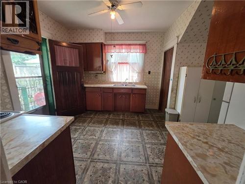 20 Fairview Avenue, Kitchener, ON 