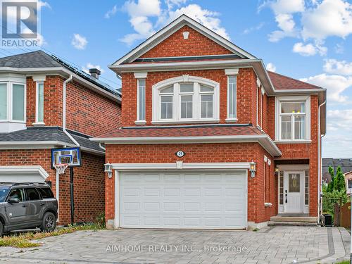 29 KIWI CRESCENT  Richmond Hill, ON L4S 2H3