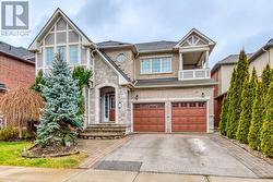 285 GREAT LAKES BOULEVARD Oakville, ON L6L 6V2