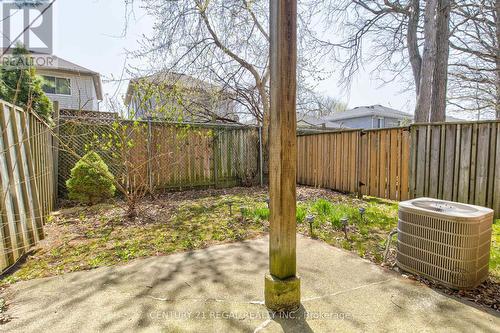 15 - 310 Christopher Drive, Cambridge, ON 