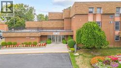 6563 THORNBERRY Windsor, ON N8T 3A6
