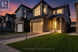 1778 AUKETT DRIVE  London North (North D), ON N5X 0N1