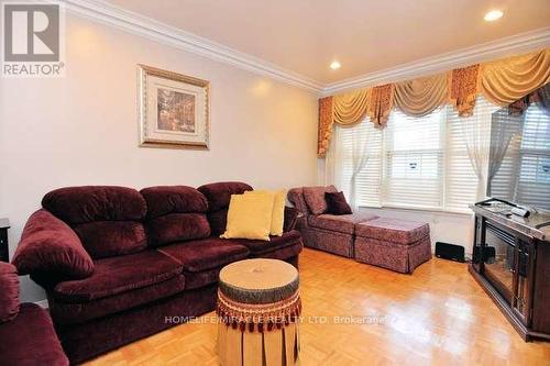7 Cutters Crescent, Brampton, ON 