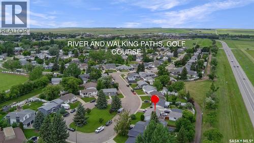 11 Hayward Place, Swift Current, SK 