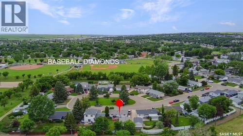 11 Hayward Place, Swift Current, SK 