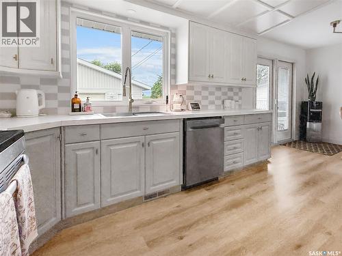 11 Hayward Place, Swift Current, SK 