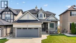121 Sherwood Way NW  Calgary, AB T3R 1M8