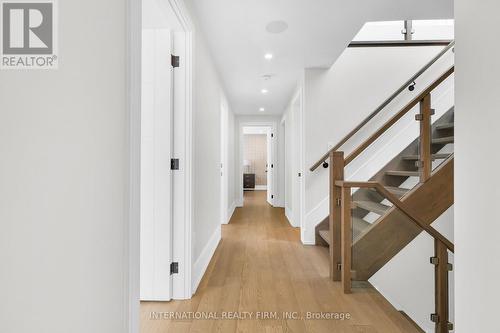 46 Sunnypoint Crescent, Toronto, ON 