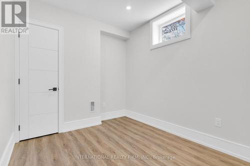 46 Sunnypoint Crescent, Toronto, ON 