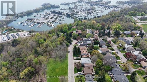 46 Sunnypoint Crescent, Toronto, ON 
