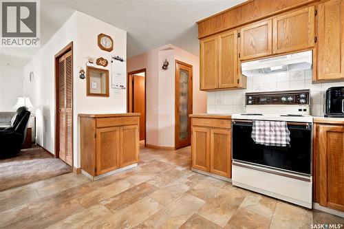 335 Broad Street, Lumsden, SK 
