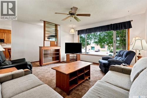 335 Broad Street, Lumsden, SK 