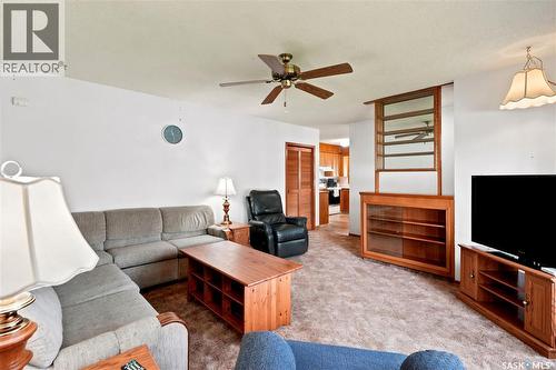 335 Broad Street, Lumsden, SK 
