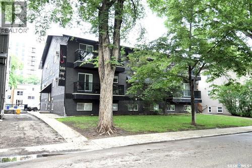 8 441 4TH AVENUE N  Saskatoon, SK S7K 2M4