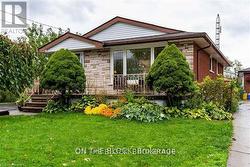 UPPER - 151 NUGENT DRIVE Hamilton, ON L8H 2N3