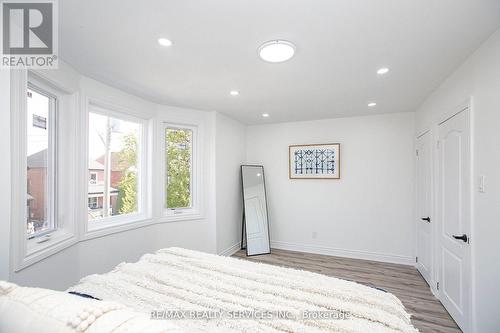 20 Somerset Avenue, Hamilton, ON 