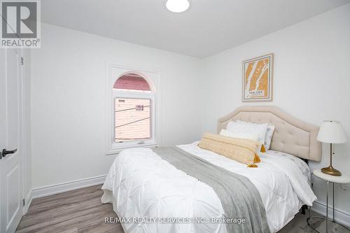 20 Somerset Avenue, Hamilton, ON 