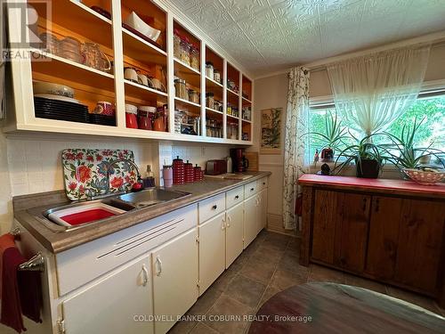 Kitchen - 36 Brouse Drive E, South Dundas, ON 