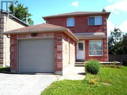 65 DELANEY CRESCENT Barrie, ON L4N 7C4