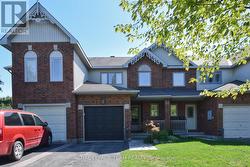 55 HARRINGTON COURT  Ottawa, ON K2K 2S6