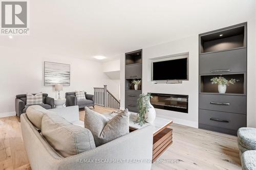 2234 Kilbride Street, Burlington, ON 