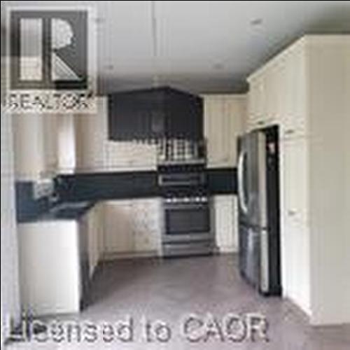 Image quality insufficient for description - 249 Bussel Crescent, Milton, ON 