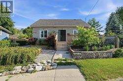 19 VICTORIA STREET Brant, ON N3L 1H8