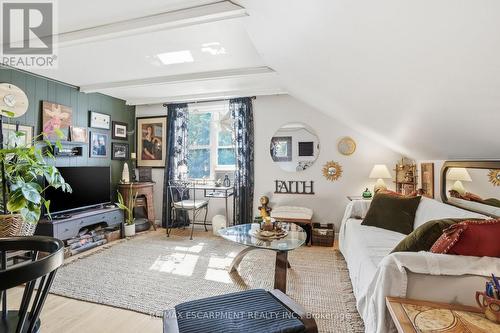 19 Victoria Street, Brant, ON 