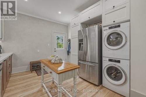42 Nightingale Street, Hamilton, ON 