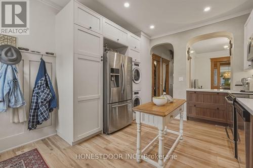 42 Nightingale Street, Hamilton, ON 