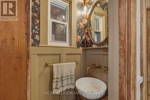 42 Nightingale Street, Hamilton, ON 