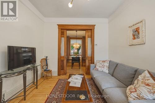 42 Nightingale Street, Hamilton, ON 