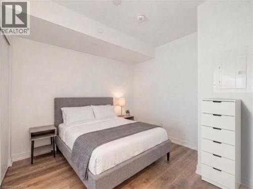 1 JARVIS Street Unit# 922  Hamilton, ON L8R 3J2