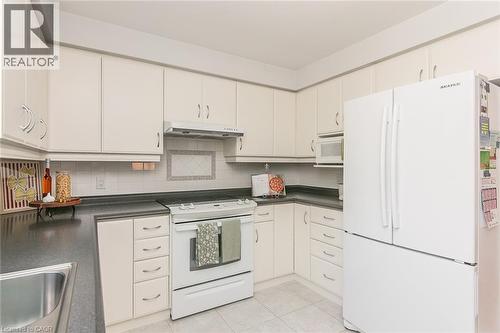 570 Hallmark Drive, Waterloo, ON 