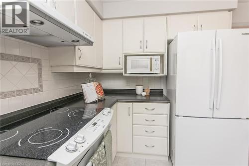 570 Hallmark Drive, Waterloo, ON 