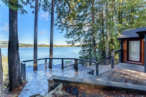 111 Horbury Rd, Cumberland, BC 