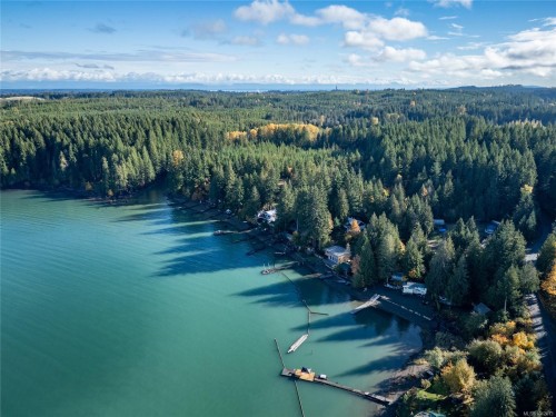 111 Horbury Rd, Cumberland, BC 