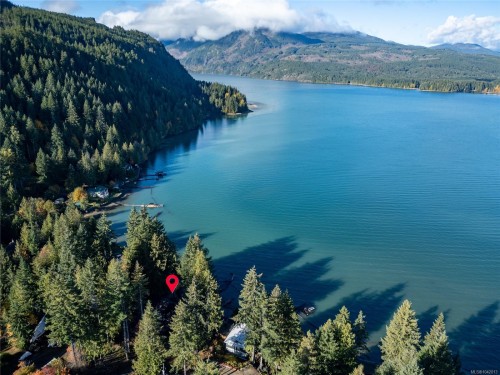 111 Horbury Rd, Cumberland, BC 