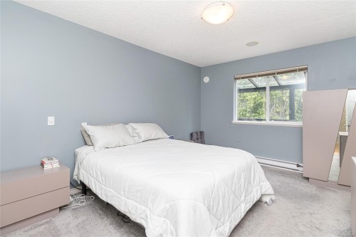 2333 Selwyn Rd, Langford, BC 