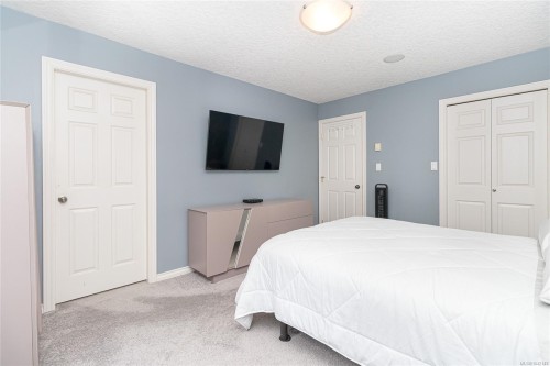 2333 Selwyn Rd, Langford, BC 