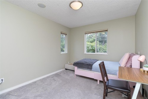 2333 Selwyn Rd, Langford, BC 