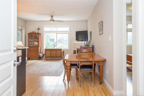 #207-2117 Meredith Rd, Nanaimo, BC 