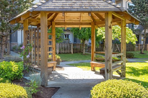 #207-2117 Meredith Rd, Nanaimo, BC 